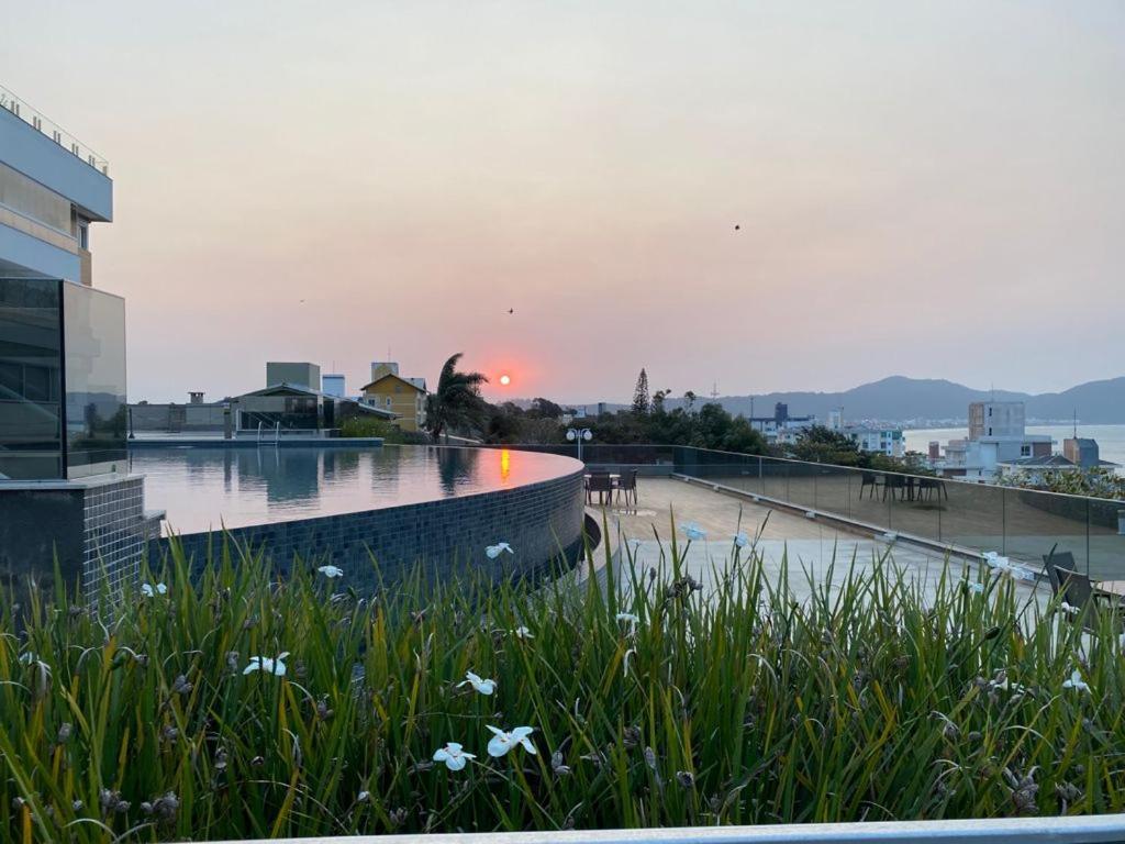 Apartamento Design Com Piscina E Vista Espetacular Florianopolis Luaran gambar