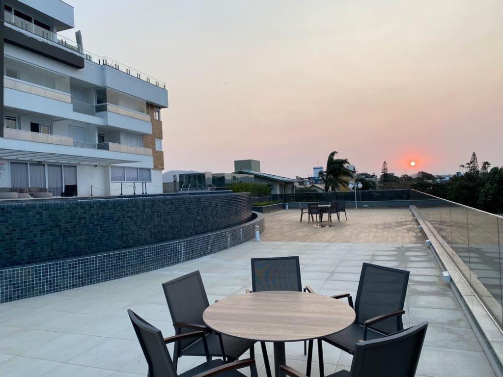 Apartamento Design Com Piscina E Vista Espetacular Florianopolis Luaran gambar